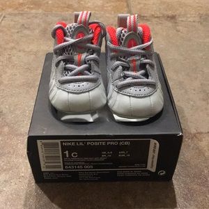 Nike Foamposite soft bottom